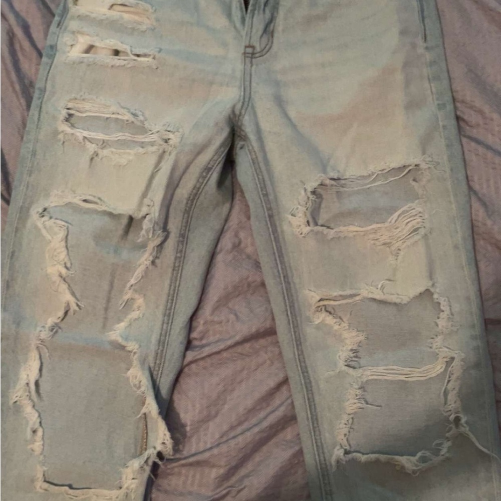 American Eagle Outfitters Ripped Light Blue Jeans